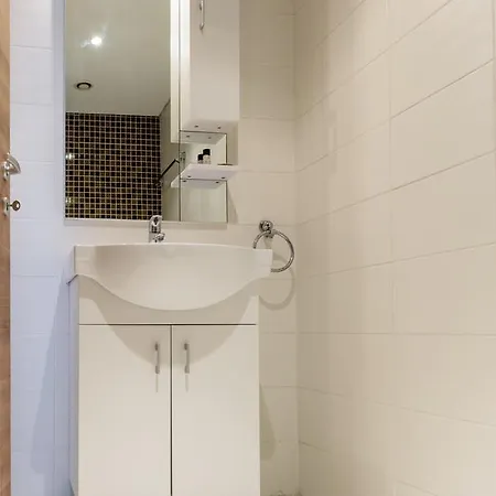 Apartment Zavos Marathon Limassol